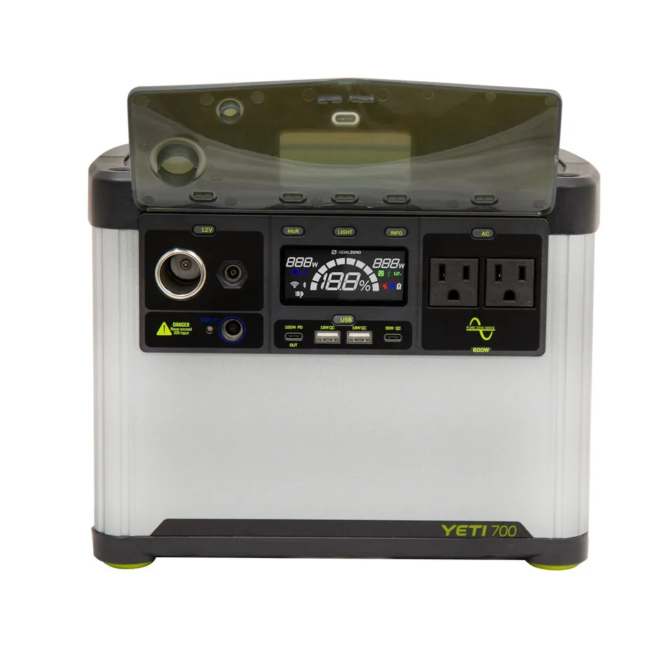 goal-zero-yeti-700-portable-power-station-677wh-lifepo4 image 1