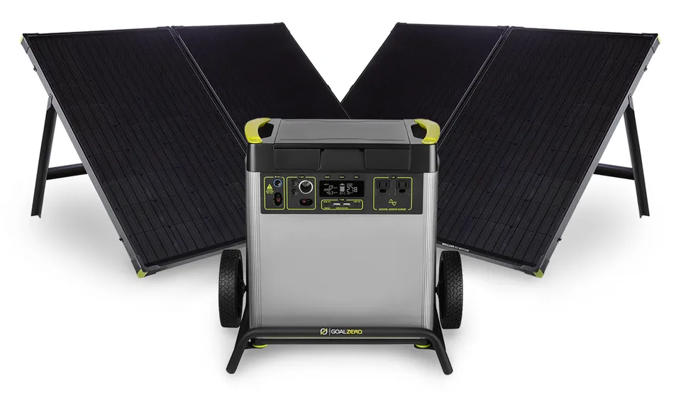goal-zero-yeti-6000x-2-boulder-200-bc-solar-generator image 1