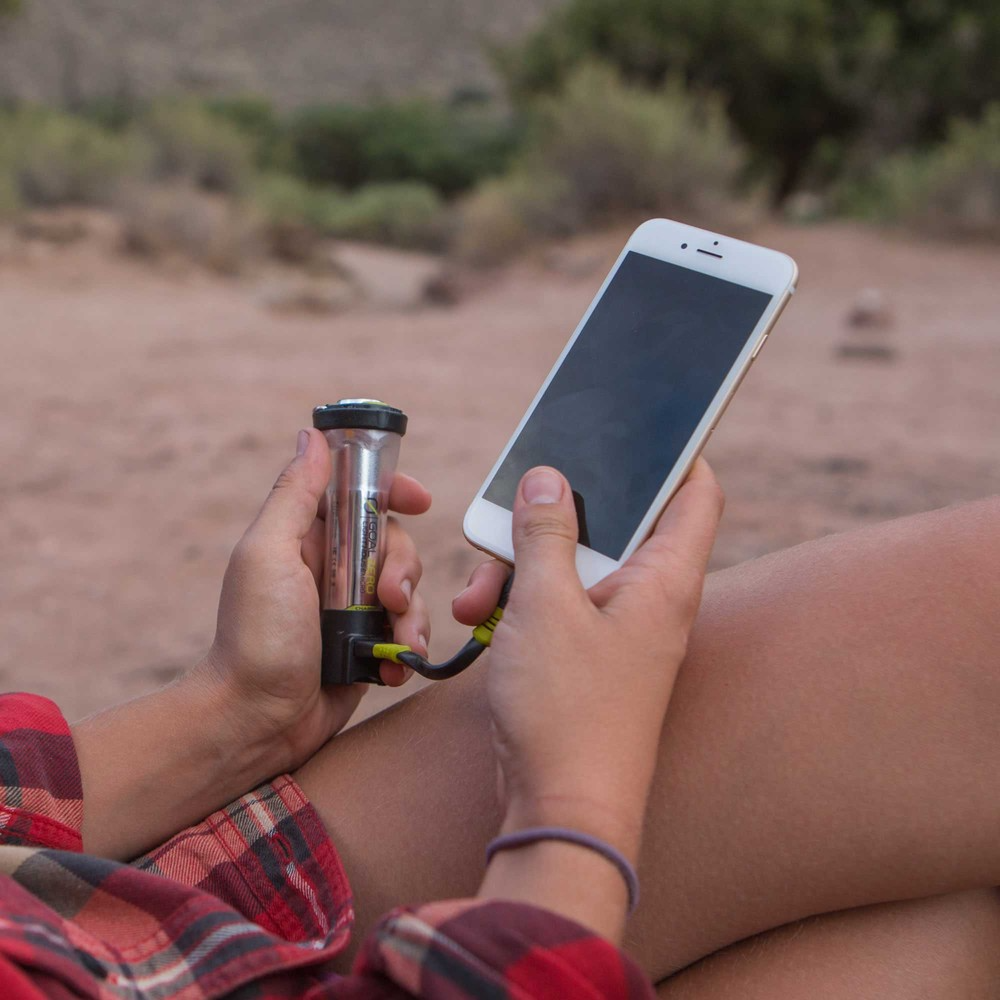 goal-zero-lighthouse-micro-charge-usb-rechargeable-lantern-with-phone-charger-ip image 8