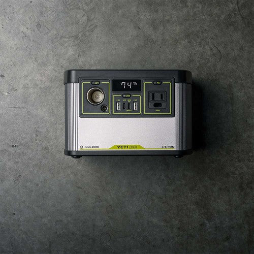 goal-zero-yeti-200x-boulder-100-briefcase-solar-generator image 6