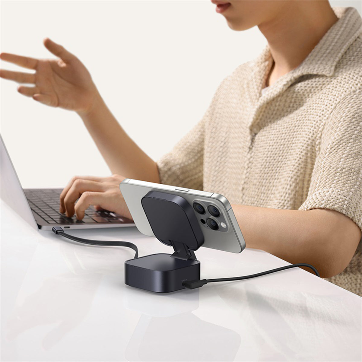 baseus-picogo-2-in-1-magnetic-wireless-charger-qi2-67w image 7