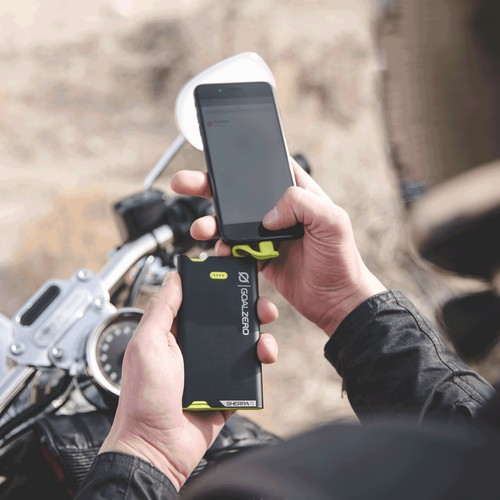 goal-zero-sherpa-15-power-bank-with-built-in-micro-usb-c-cables image 4