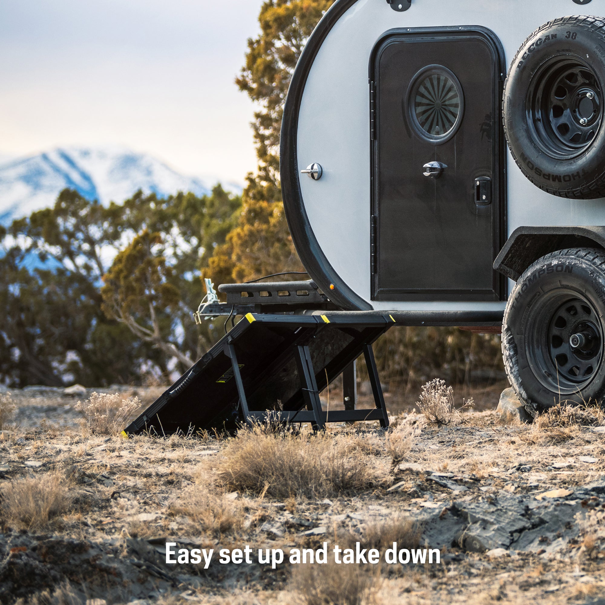 goal-zero-yeti-1500-boulder-100-bc-solar-generator image 4