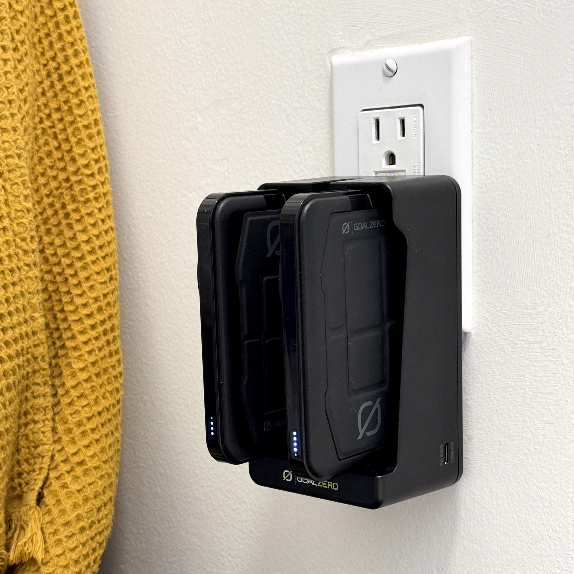 goal-zero-outrider-charging-dock image 3