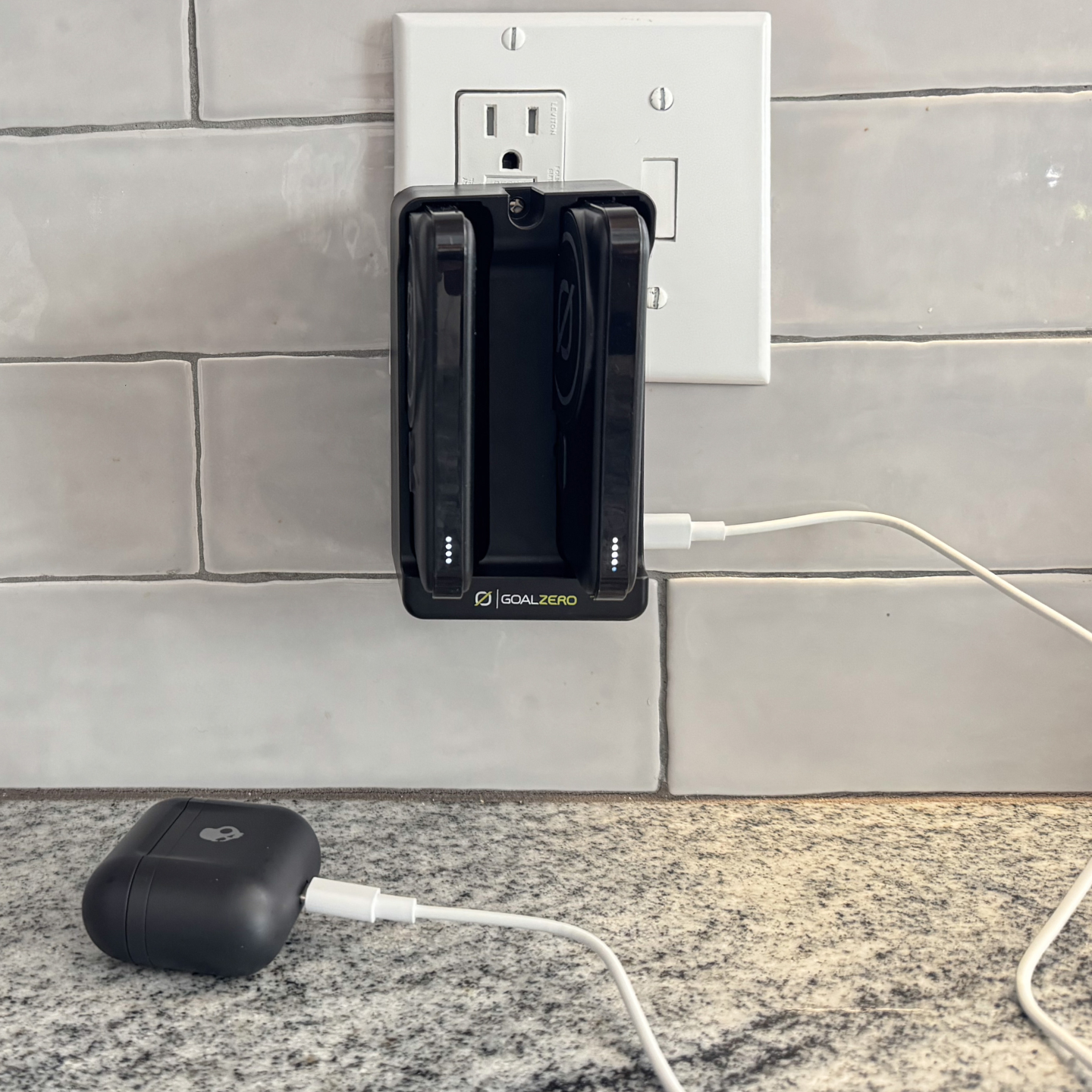 goal-zero-outrider-charging-kit-with-2-magsafe-compatible-magnetic-power-banks-a image 6