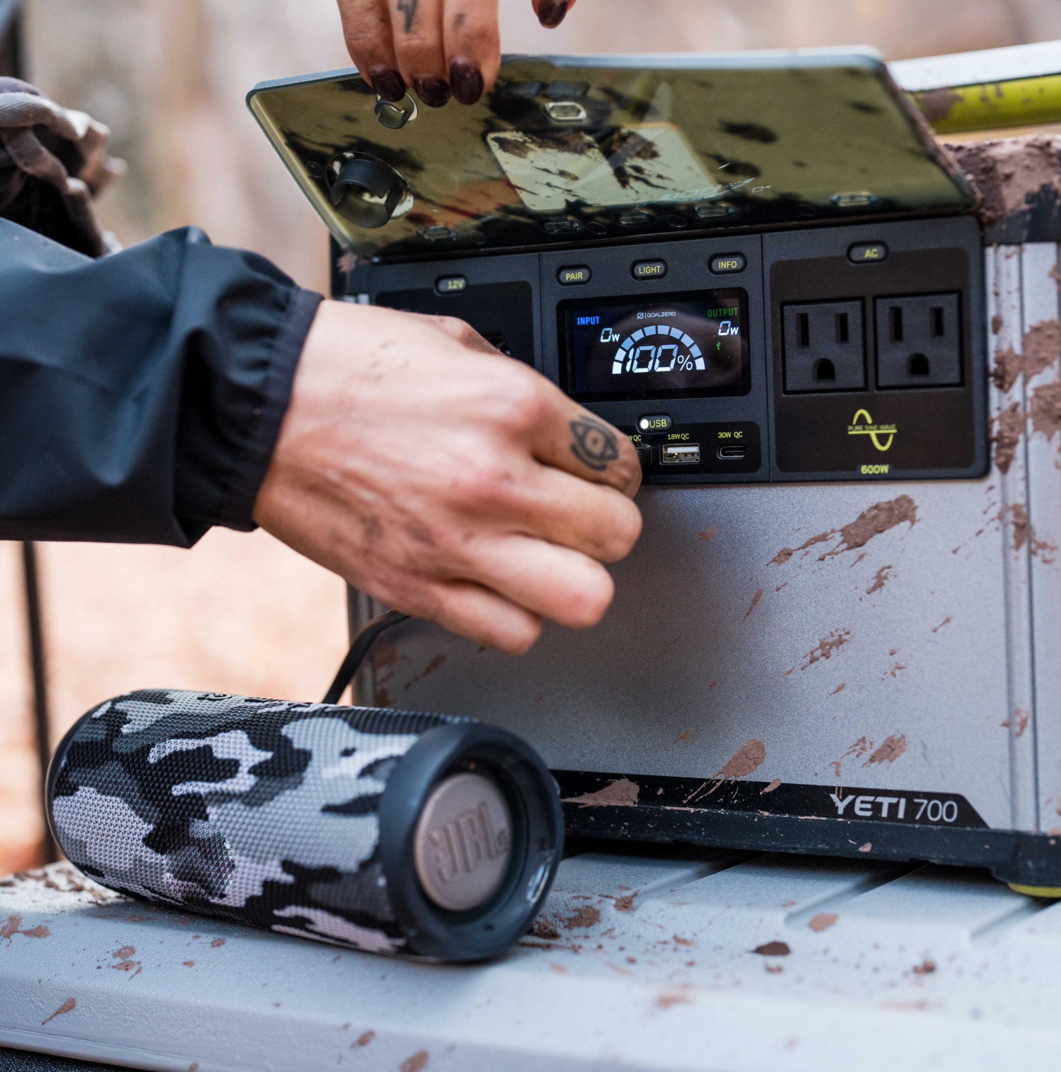 goal-zero-yeti-700-portable-power-station-677wh-lifepo4 image 8